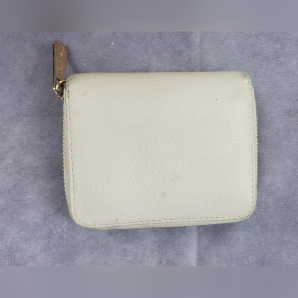 Michael Kors Two Fold  Beige Card holder Wallet - Picture 2 of 12